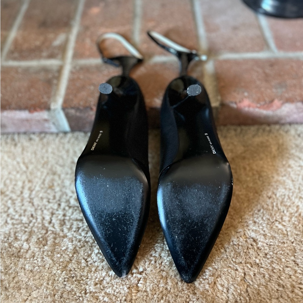 DKNY Made In Italy Ankle Strap Pump - Picture 8 of 8